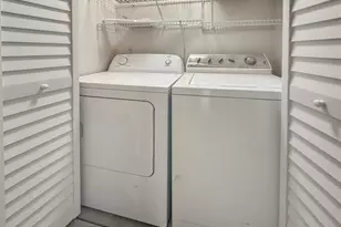 4958 Village Gardens Dr, Sarasota, FL 34234 - Photo 8