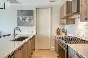 635 S Orange Ave, Sarasota, FL 34236 - Photo 16