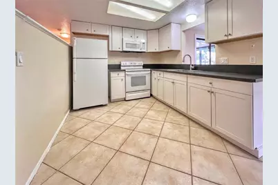 71 Stanford Road, Venice, FL 34293 - Photo 4