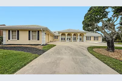 7421 Weeping Willow Boulevard, Sarasota, FL 34241 - Photo 6