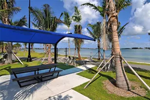 575 S Spoonbill Dr, Sarasota, FL 34236 - Photo 50