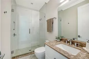 575 S Spoonbill Dr, Sarasota, FL 34236 - Photo 42