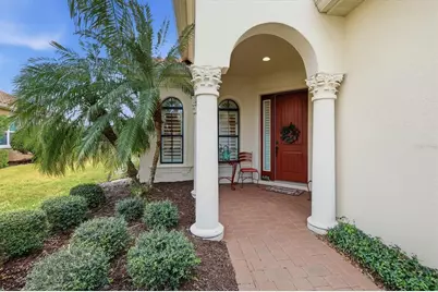 7123 Westhill Court, Lakewood Ranch, FL 34202 - Photo 8