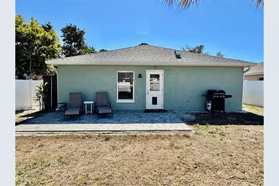 917 Winter Garden Drive, Sarasota, FL 34243 - Photo 36