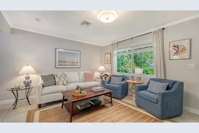 454 Palmetto Court, Venice, FL 34285 - Photo 4