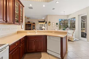 7891 Kavanagh Ct, Sarasota, FL 34240 - Photo 16