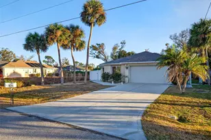 125 Spur Dr, Rotonda West, FL 33947 - Photo 6