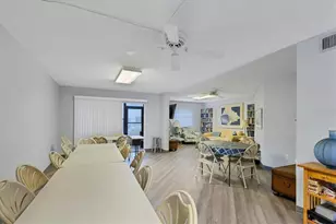 2280 Stickney Point Rd, Sarasota, FL 34231 - Photo 38