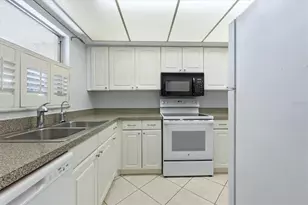 2280 Stickney Point Rd, Sarasota, FL 34231 - Photo 16