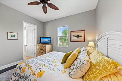 289 Sapphire Lake Drive #201, Bradenton, FL 34209 - Photo 32