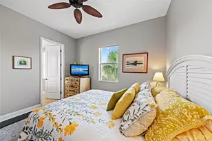 289 Sapphire Lake Dr, Bradenton, FL 34209 - Photo 32