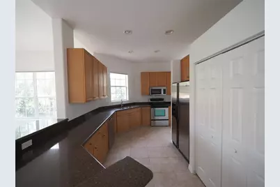 408 Triano Circle #408, Venice, FL 34292 - Photo 10