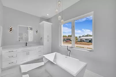 18702 Arapahoe Circle, Port Charlotte, FL 33948 - Photo 38