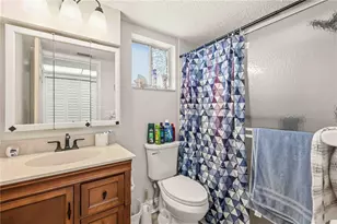 3983 Lake Bayshore Dr, Bradenton, FL 34205 - Photo 22