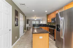 8614 Majestic Elm Ct, Lakewood Ranch, FL 34202 - Photo 12