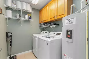 8614 Majestic Elm Ct, Lakewood Ranch, FL 34202 - Photo 20