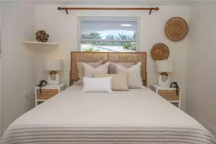 563 Spanish Dr S, Longboat Key, FL 34228 - Photo 20