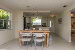 563 Spanish Dr S, Longboat Key, FL 34228 - Photo 6