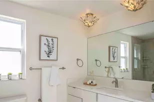 563 Spanish Dr S, Longboat Key, FL 34228 - Photo 18