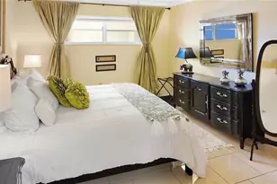 1355 S Portofino Dr, Sarasota, FL 34242 - Photo 38