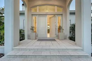 617 Neptune Ave, Longboat Key, FL 34228 - Photo 4