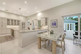 617 Neptune Ave, Longboat Key, FL 34228 - Photo 12