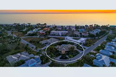 617 Neptune Avenue, Longboat Key, FL 34228 - Photo 2