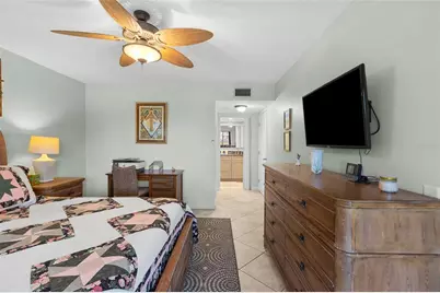 1633 Boathouse Circle #134, Sarasota, FL 34231 - Photo 14
