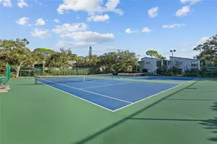 1633 Boathouse Cir, Sarasota, FL 34231 - Photo 26