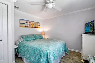 305 57th Street #B, Holmes Beach, FL 34217 - Photo 12