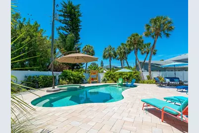 305 57th Street #A, Holmes Beach, FL 34217 - Photo 14