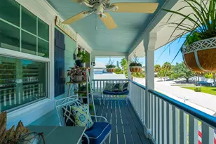 305 57th St, Holmes Beach, FL 34217 - Photo 42