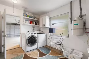 1516 Valley Forge Blvd, Sun City Center, FL 33573 - Photo 34