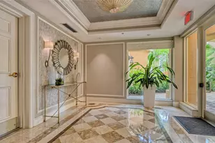393 North Point Rd, Osprey, FL 34229 - Photo 2