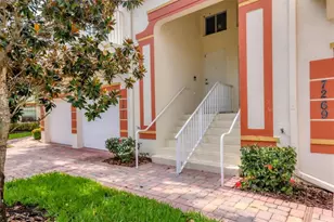 7269 Fountain Palm Cir, Bradenton, FL 34203 - Photo 2