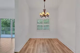 7269 Fountain Palm Cir, Bradenton, FL 34203 - Photo 12