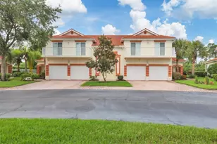 7269 Fountain Palm Cir, Bradenton, FL 34203 - Photo 2