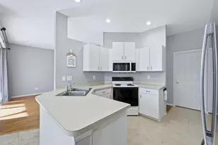 5009 46th St W, Bradenton, FL 34210 - Photo 4