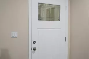 701 S Lockwood Ridge Rd, Sarasota, FL 34237 - Photo 8