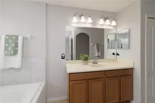 7327 Lumber Port Dr, Ruskin, FL 33573 - Photo 34