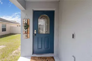 7327 Lumber Port Dr, Ruskin, FL 33573 - Photo 4