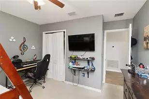 7327 Lumber Port Dr, Ruskin, FL 33573 - Photo 24