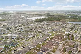 7327 Lumber Port Dr, Ruskin, FL 33573 - Photo 50