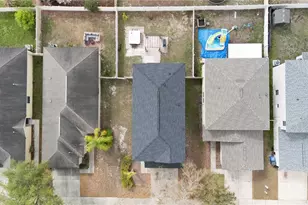 7327 Lumber Port Dr, Ruskin, FL 33573 - Photo 40