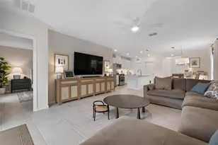 9108 Tequila Sunrise Dr, Sarasota, FL 34241 - Photo 2