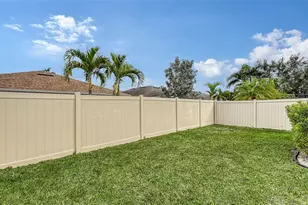 8320 Karpeal Dr, Sarasota, FL 34238 - Photo 28