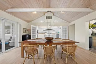 677 Lands End Dr, Longboat Key, FL 34228 - Photo 20