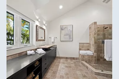 677 Lands End Drive, Longboat Key, FL 34228 - Photo 40