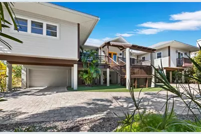 677 Lands End Drive, Longboat Key, FL 34228 - Photo 10