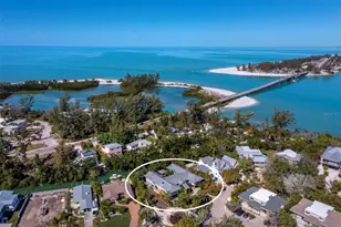 677 Lands End Dr, Longboat Key, FL 34228 - Photo 8